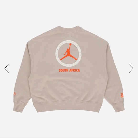 Nike Jordan x Shelflife WMNS Crewneck Sweatshirt Rattan / Total Orange - Picture 2 of 4